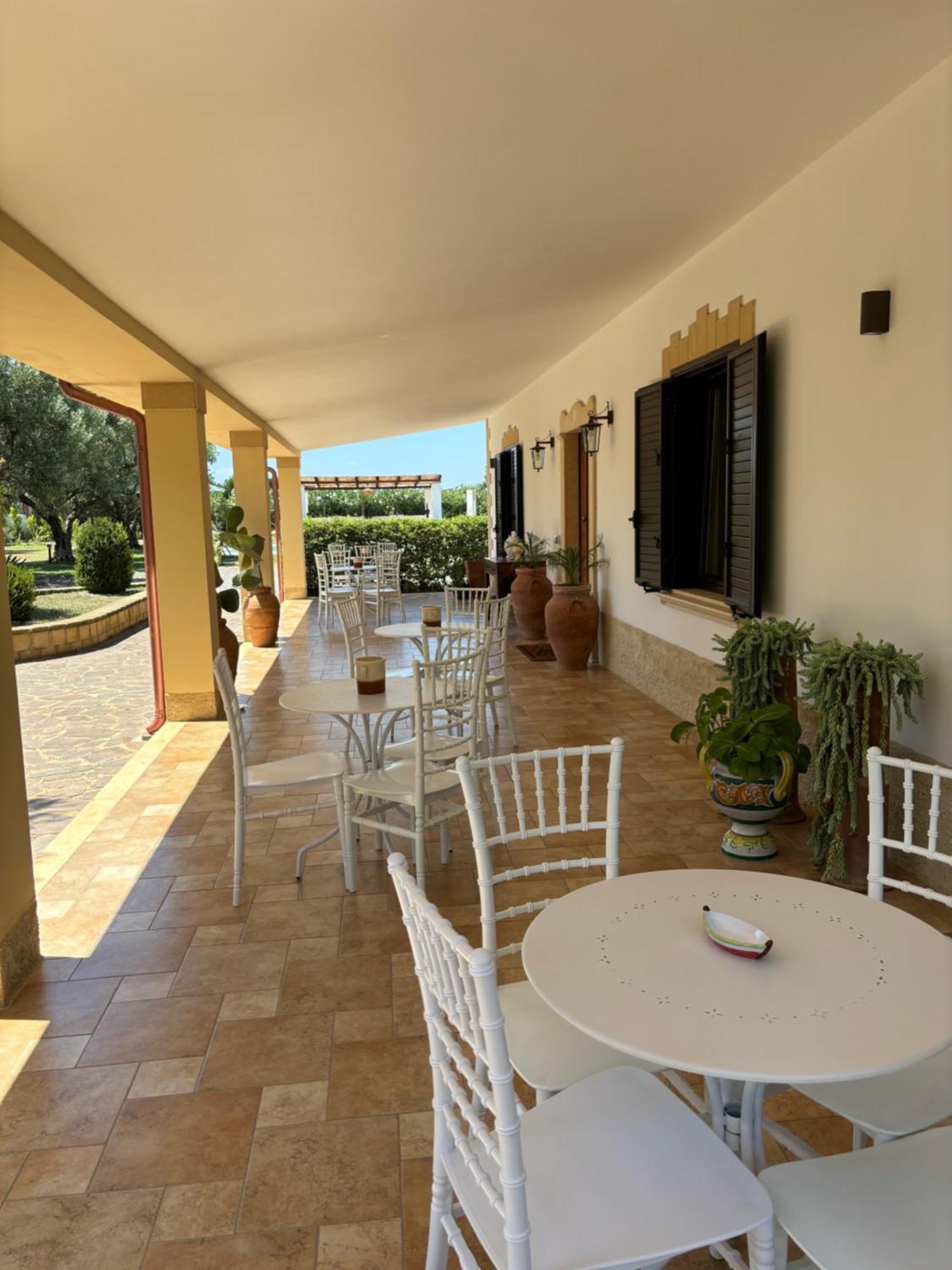 Relais Ruggiero Bed & Breakfast Le Castella  Exterior photo